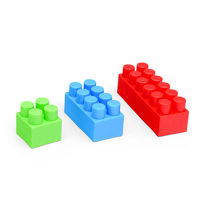 Конструктор "Строитель" (76 элементов) (в пакете)