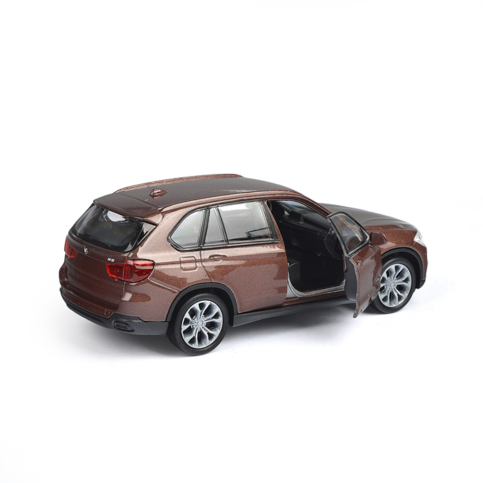 Фото к товару Модель машины 1:34-39 BMW X5 Модель машины 1:34-39 BMW X5