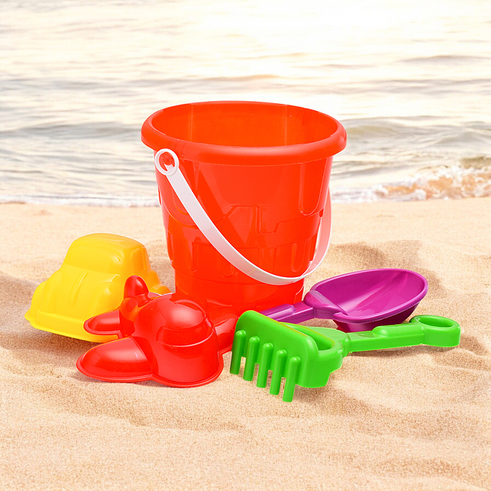 Набор песочный №13 (ведро+лопатка+грабли+2 формочки транспорт)