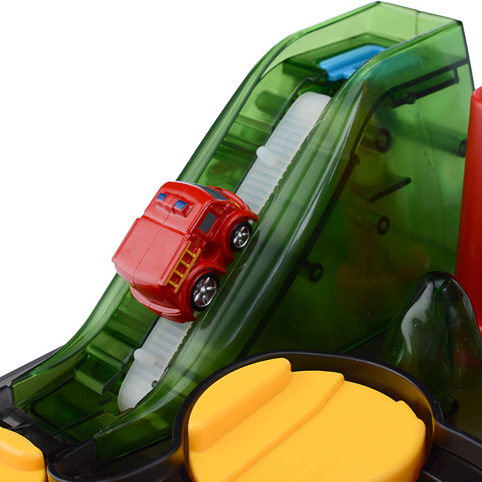 Автотрек T701A на батарейках, в коробке