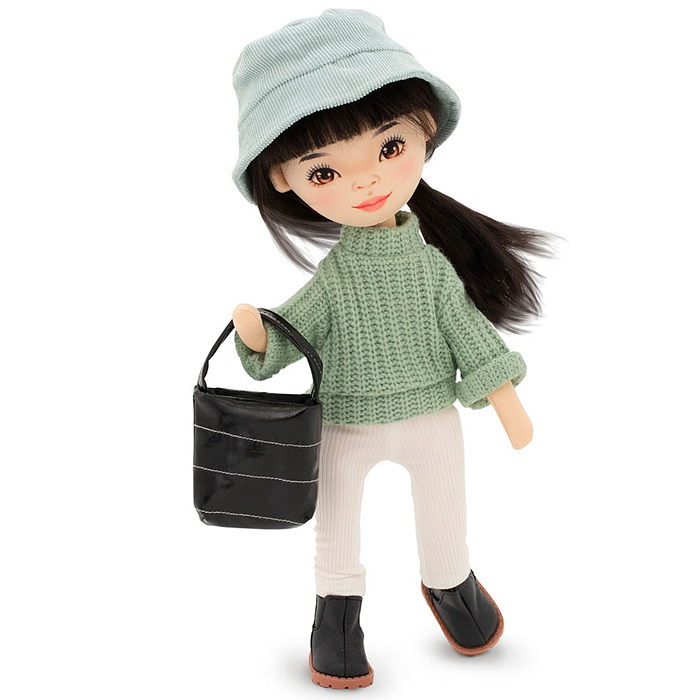 Кукла Lilu в зеленом свитере 32, серия: Весна 