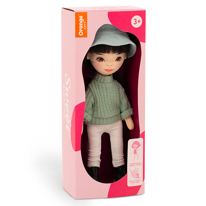 Кукла Lilu в зеленом свитере 32, серия: Весна 