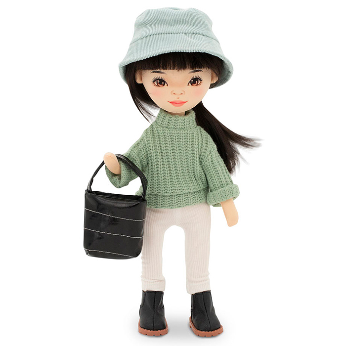Кукла Lilu в зеленом свитере 32, серия: Весна 