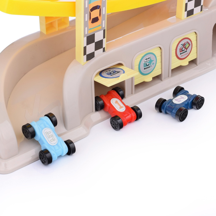 Трек гоночный UT0061 с гаражом и машинками, в коробке