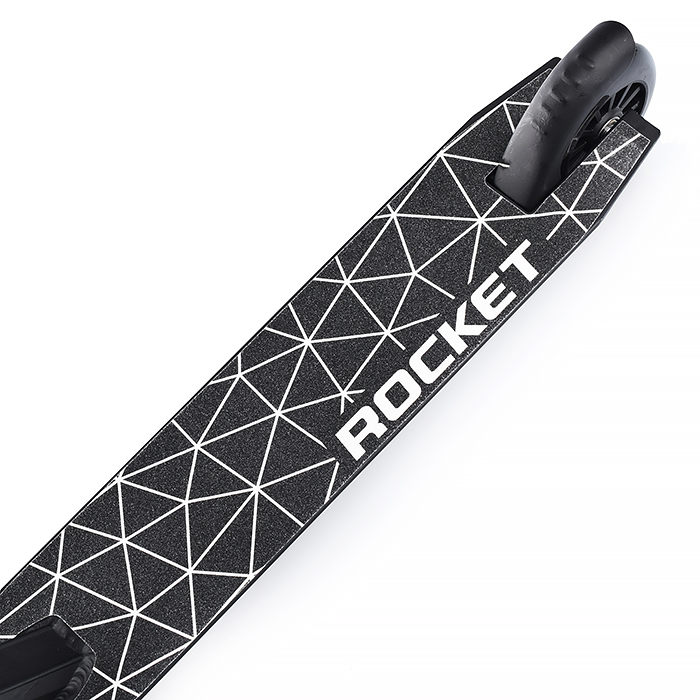 Фото к товару Самокат-снегокат трюковой R0005 в коробке (черный) Самокат-снегокат трюковой R0005 в коробке (черный)