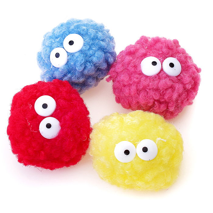 Фото к товару Декоративные украшения "Помпоны с глазками" 50 мм, в пластиковом пакете с блистерным подвес Декоративные украшения "Помпоны с глазками" 50 мм, в пластиковом пакете с блистерным подвес