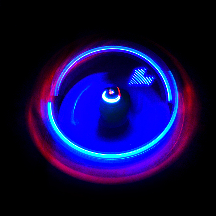 Фото к товару Машина JD155-11A "Трюкач" р/у, 27 MHz, в коробке Машина JD155-11A "Трюкач" р/у, 27 MHz, в коробке