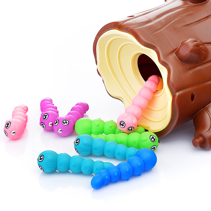 Настольная игра BWN003 "Дятел ловит насекомых" в коробке