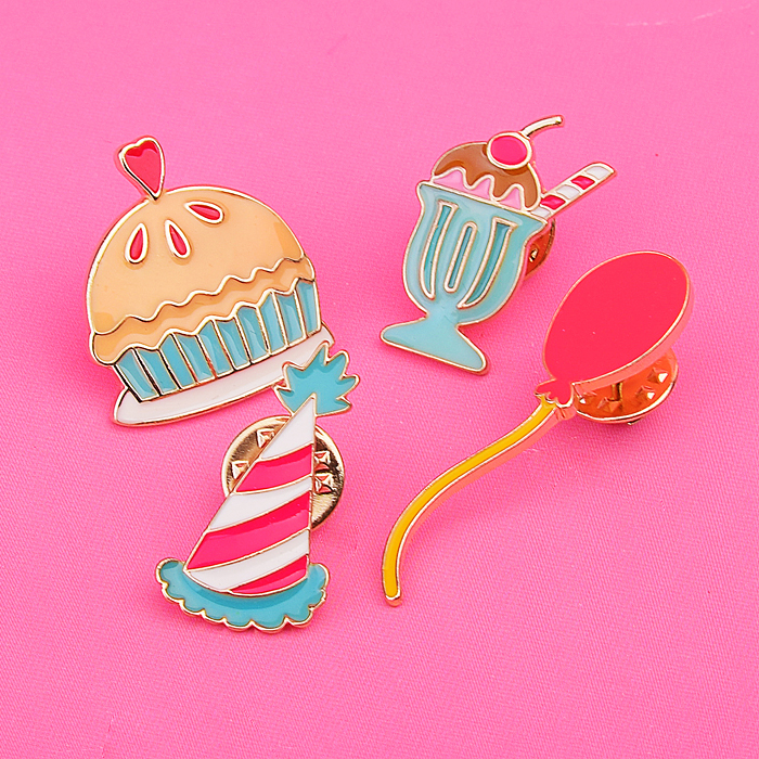 Набор значков "Birthday party" эмалированные, размер изделий: колпачок 1,6x2,8 см, шарик 1,2x4,4 см,