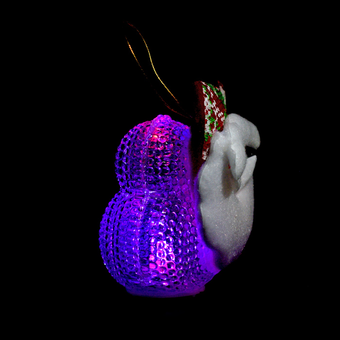 Снеговик светящийся S1689 в клетчатом колпачке