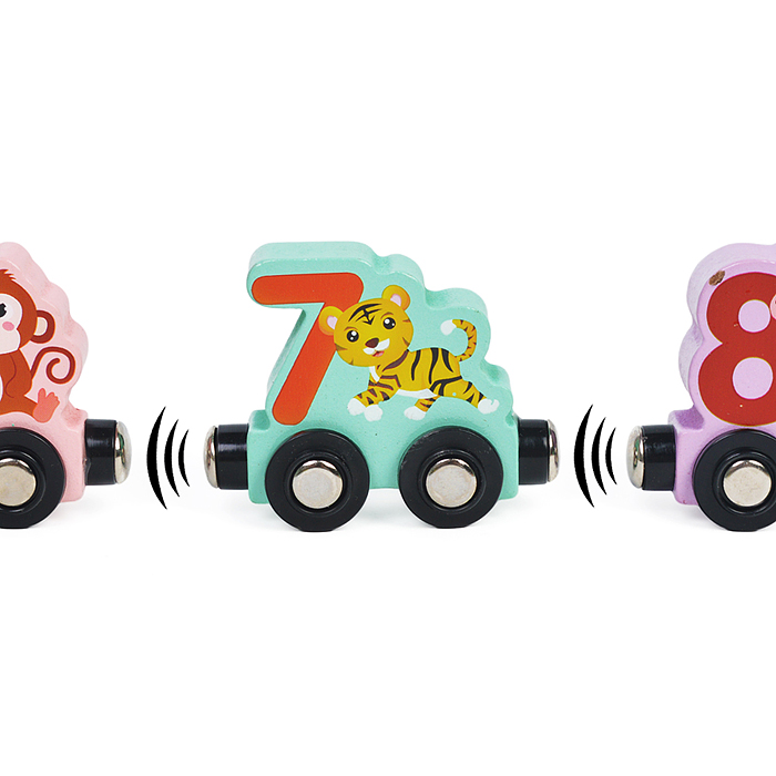 Обучающая игрушка D1726-1 "Занимательный паровозик с цифрами-1" в коробке