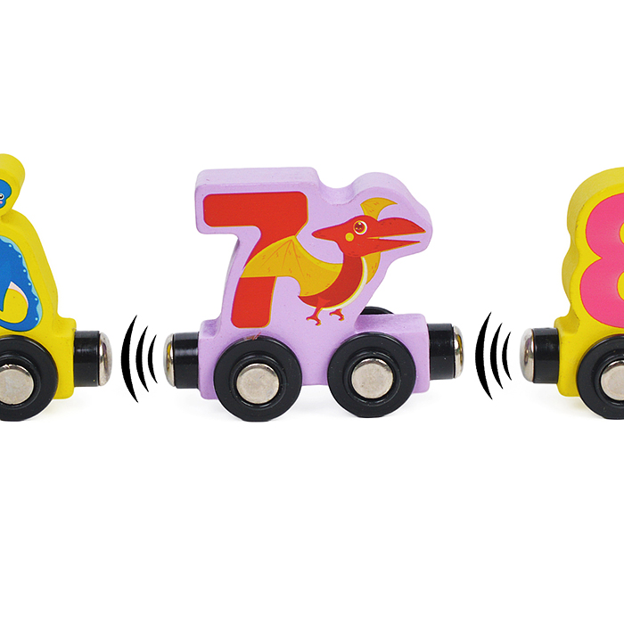 Обучающая игрушка D1726-3 "Занимательный паровозик с цифрами-3" в коробке