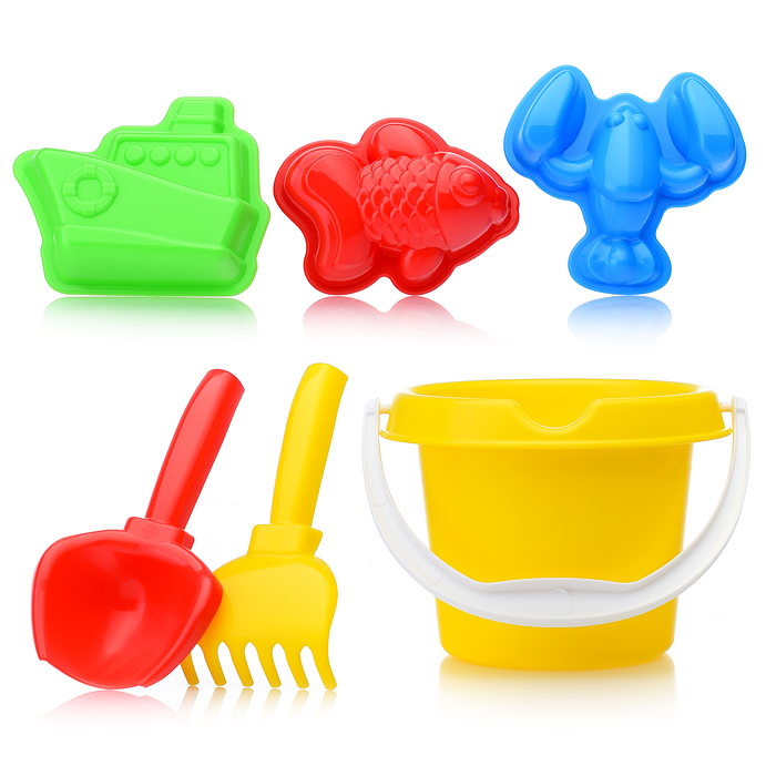 Песочный набор "Пляжный" ( 3 формочки, совок, грабли, ведро)