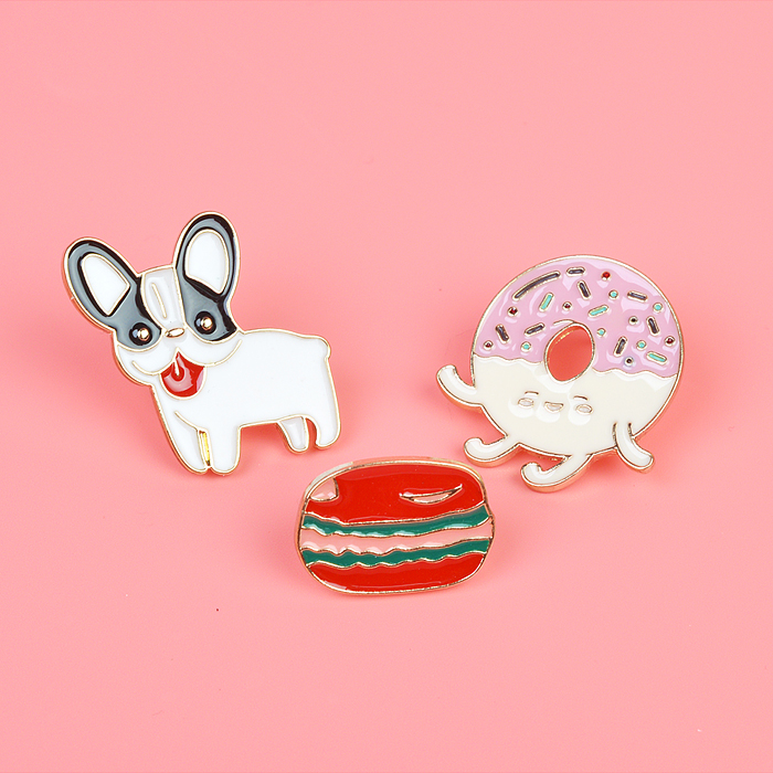 Набор значков "Music Dog" эмалированные, размер изделий: собака 2,2x2,4 см, пончик 2,4x2,6 