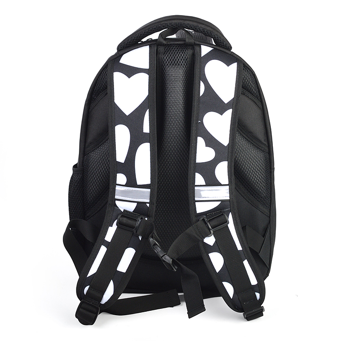 Фото к товару Рюкзак облегченный "Аниме. I love Capybaras" с анатомической спинкой, 2 отделения на молнии Рюкзак облегченный "Аниме. I love Capybaras" с анатомической спинкой, 2 отделения на молнии