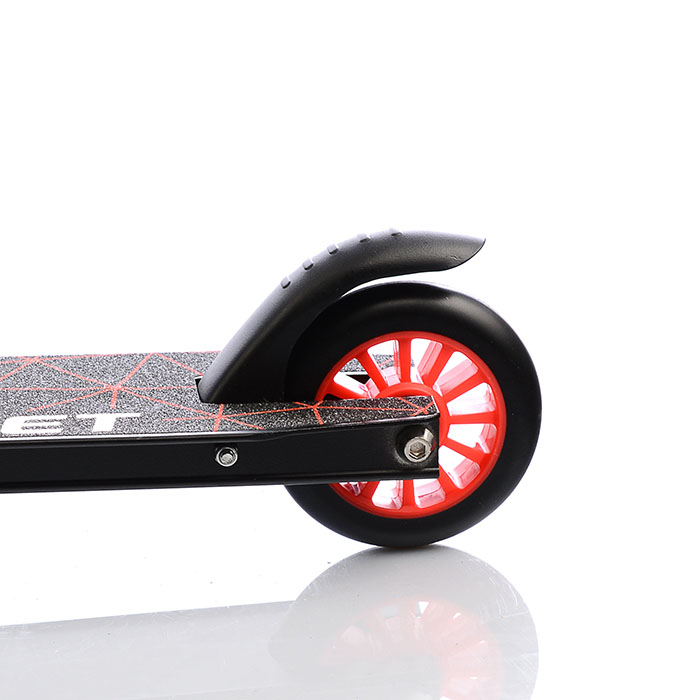 Фото к товару Самокат-снегокат трюковой R0005 в коробке (красный) Самокат-снегокат трюковой R0005 в коробке (красный)