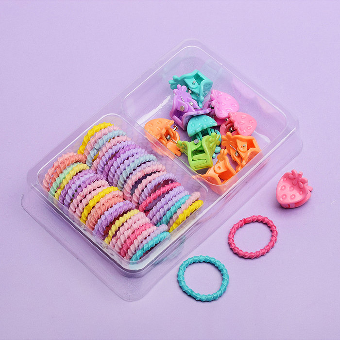 Набор резинок/заколок для волос 00-3867 "Клубнички" 60 предметов