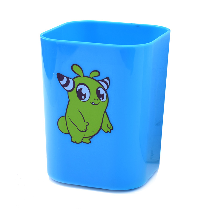 Фото к товару Набор подставок для пишущих принадлежностей "Monsters" 3 пластиковых подставки 6,9x6,9x8,9 Набор подставок для пишущих принадлежностей "Monsters" 3 пластиковых подставки 6,9x6,9x8,9