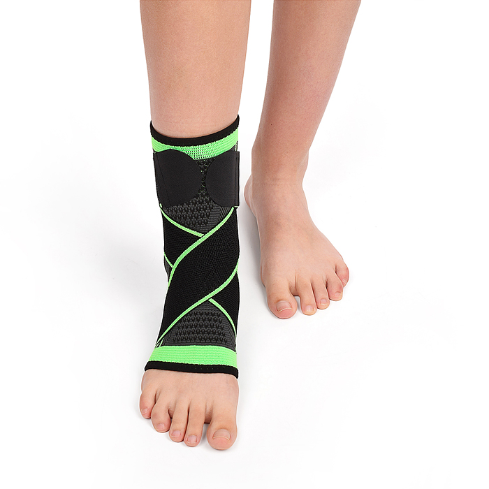 Фото к товару Бандаж 33-0003 спортивный на голеностоп Бандаж 33-0003 спортивный на голеностоп