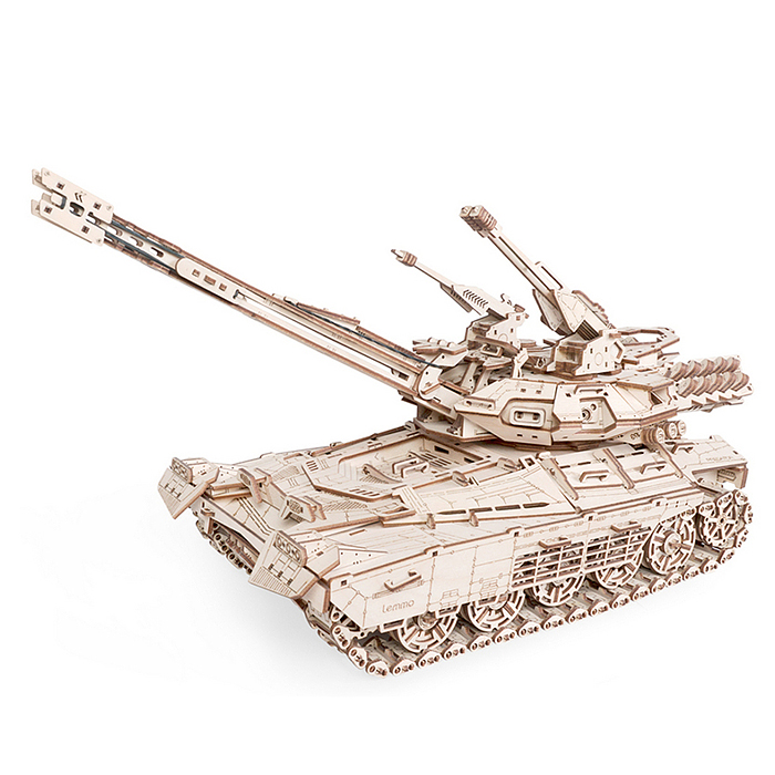 Модель "Танк Хищник"