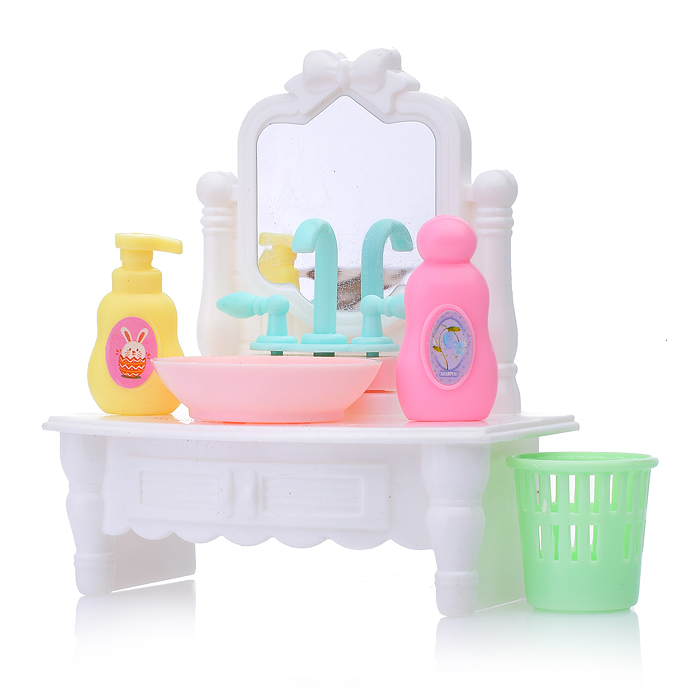 Фото к товару Кукла 69004 "Ванная комната" с аксессуарами, в коробке Кукла 69004 "Ванная комната" с аксессуарами, в коробке