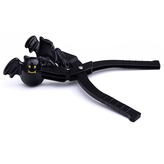 Фото к товару Формочка для лепки из снега BWL-08 "Летучая мышь" в сетке Формочка для лепки из снега BWL-08 "Летучая мышь" в сетке