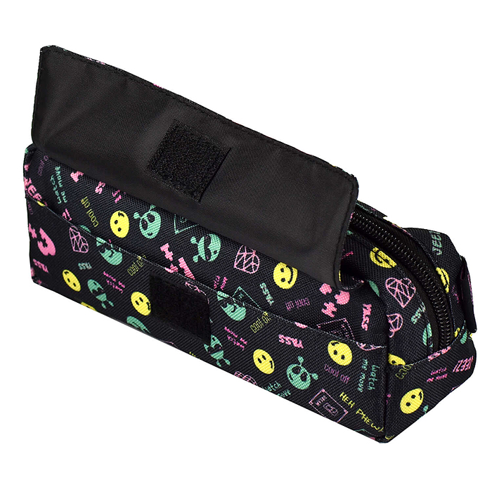 Пенал школьный "Яркие фразы" без наполнения, 20х7х5 см, полиэстер, молния