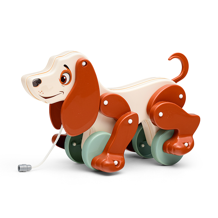 Собака-каталка "Боби" (бело-коричневый) (в пакете)