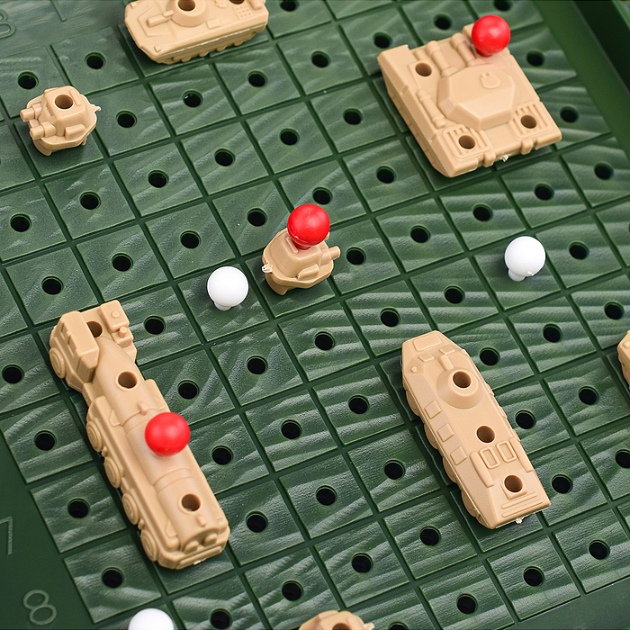 Фото к товару Настольная игра "Мир танков. Поле боя" Настольная игра "Мир танков. Поле боя"