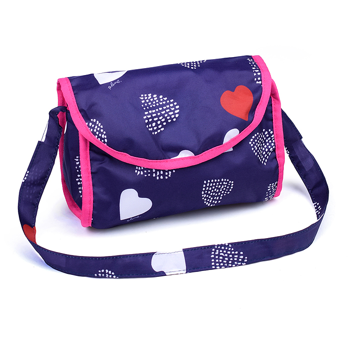 Фото к товару Кукольный набор 9001 (коляска, манеж, сумка, стульчик), цвет сердце на черном, в пакете Кукольный набор 9001 (коляска, манеж, сумка, стульчик), цвет сердце на черном, в пакете