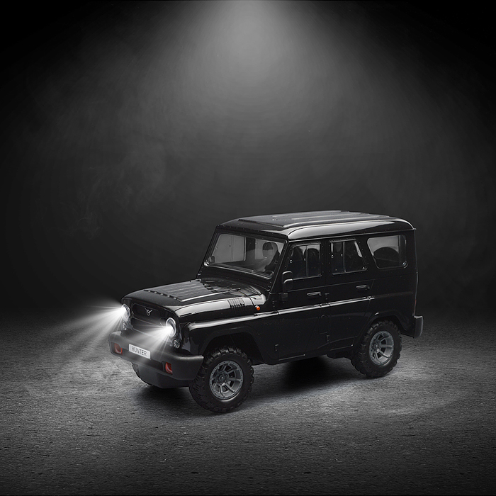 Машина UAZ Hunter 30 см, р/у (свет, черный) в коробке