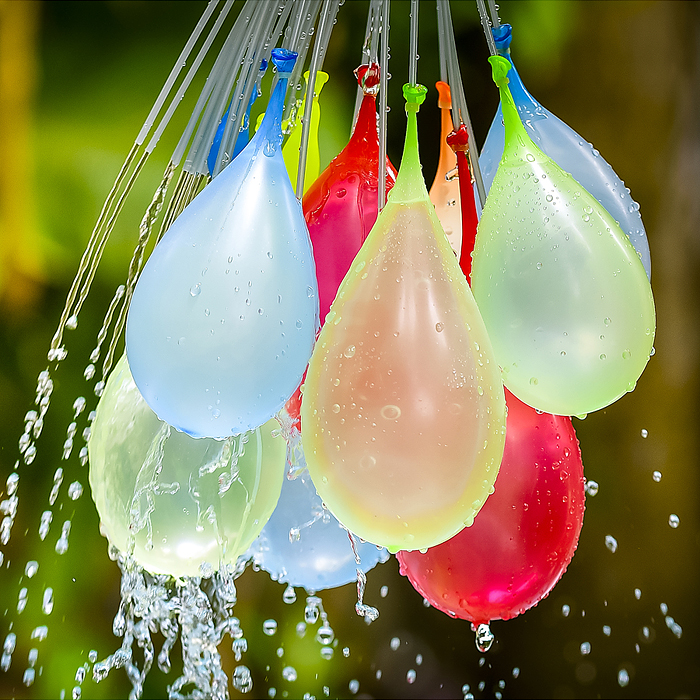 Водная игра UT0178 "Взрывные шарики" в пакете