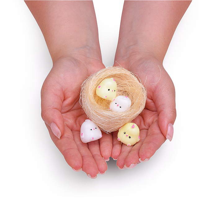 Игрушка -антистресс 00-6688 "Цыплятки в корзинке"