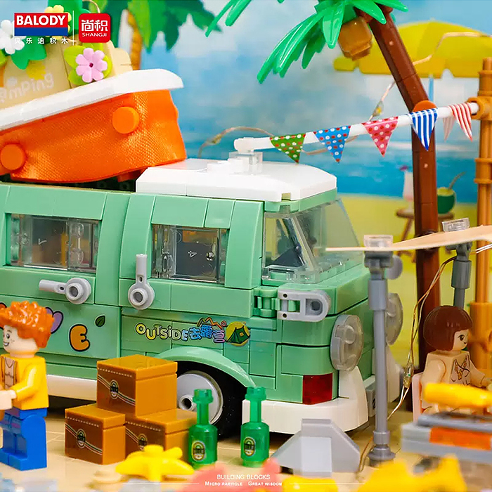 Конструктор 21170 "Отдых на пляже" в коробке