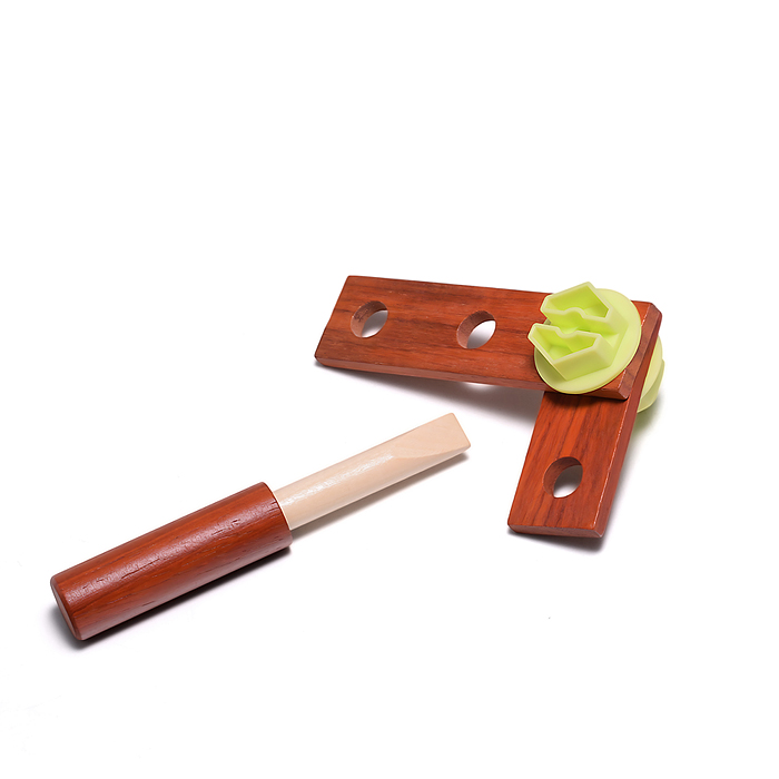 Фото к товару Набор инструментов D2057 "Слесарь" Набор инструментов D2057 "Слесарь"