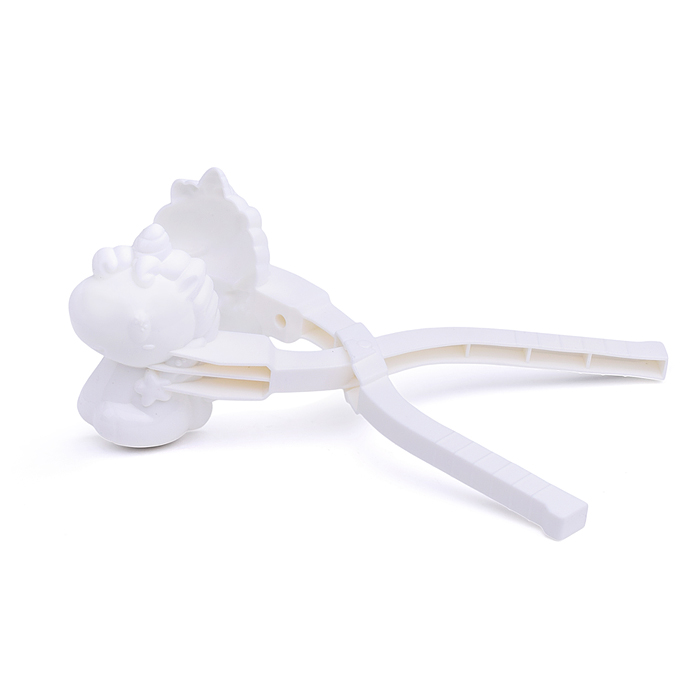 Фото к товару Формочка для лепки из снега BWL-2700C "Единорожка" в сетке Формочка для лепки из снега BWL-2700C "Единорожка" в сетке