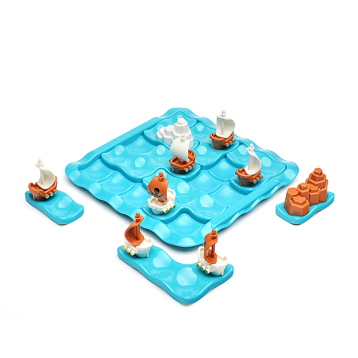 Настольная игра T244 "Пиратские корабли" в коробке