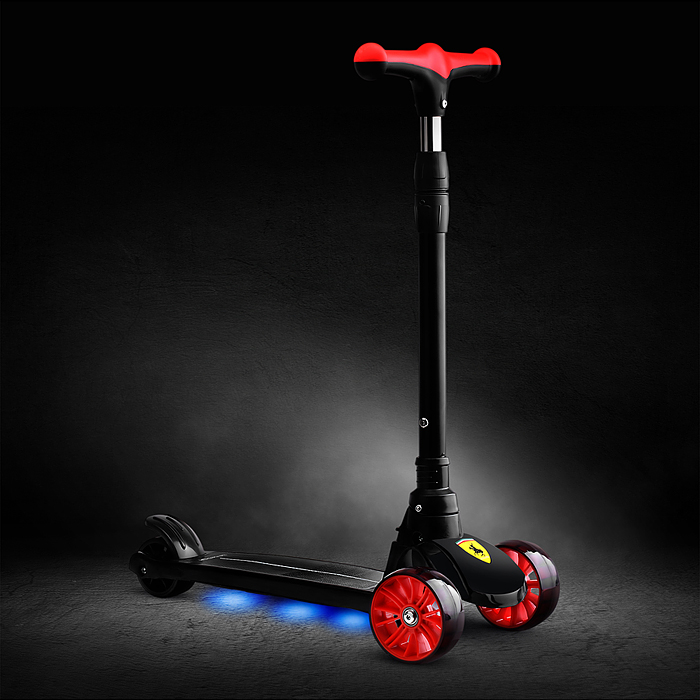 Фото к товару Самокат U027765Y 3-х. кол., с сиденьем, родительской ручкой, колеса PU, черный, в коробке Самокат U027765Y 3-х. кол., с сиденьем, родительской ручкой, колеса PU, черный, в коробке