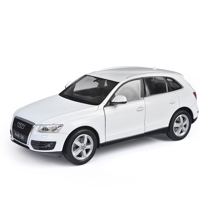 Машинка 1:24 Audi Q5, белый