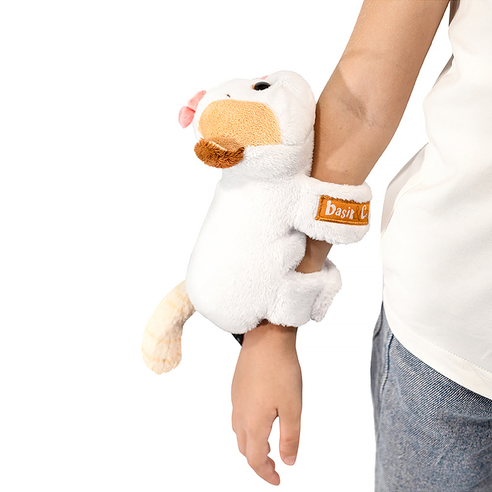 Фото к товару Кошечка Ли-Ли с бантиком на 2 браслетах Кошечка Ли-Ли с бантиком на 2 браслетах