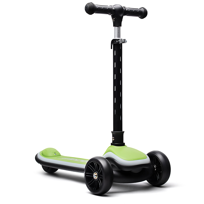 Самокат трёхколёсный R0200 ROCKET светящиеся колеса PU, дека, рулевая стойка, цвет черно-зеленый