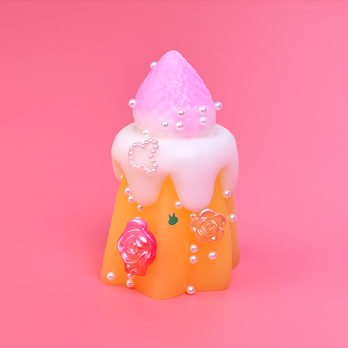 Игрушка-антистресс 00-6548 "Клубничное пирожное"