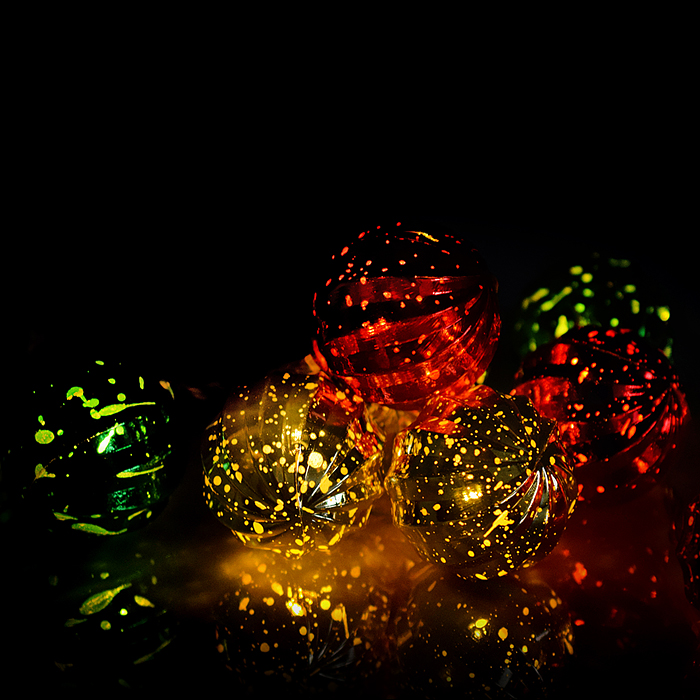 Фото к товару Электрогирлянда "Цветные шарики" 2м, 10 ламп, цвет: цветная Электрогирлянда "Цветные шарики" 2м, 10 ламп, цвет: цветная