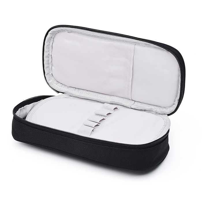 Фото к товару Пенал 220х90х50мм на молнии с 2 карманами и откидной планкой "CATs" в пакете с европодвесом Пенал 220х90х50мм на молнии с 2 карманами и откидной планкой "CATs" в пакете с европодвесом