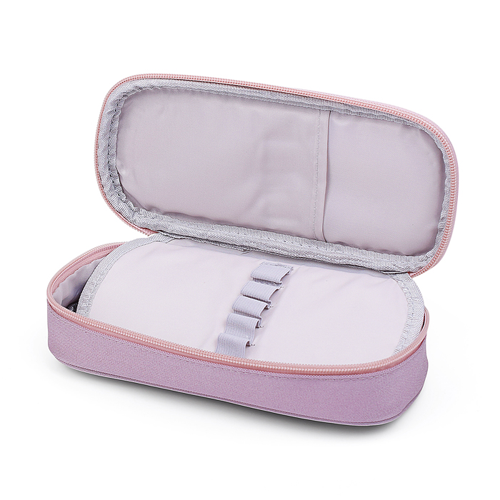 Фото к товару Пенал 220х90х50мм на молнии с 2 карманами и откидной планкой "Ежики" в пакете с европодвесом Пенал 220х90х50мм на молнии с 2 карманами и откидной планкой "Ежики" в пакете с европодвесом