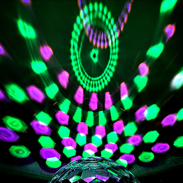 Фото к товару Проектор светодиодный 00-6937 "Полусфера" Проектор светодиодный 00-6937 "Полусфера"