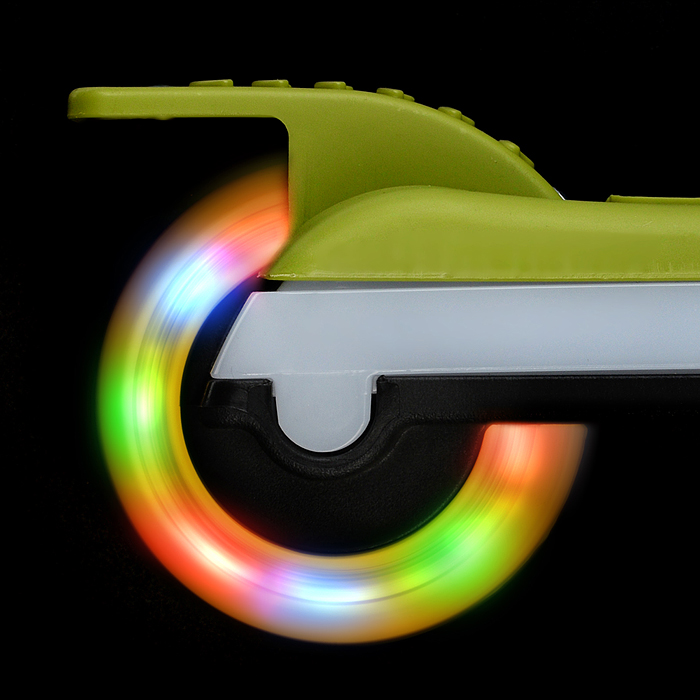 Самокат трёхколёсный R0198 ROCKET колёса световые PU, цвет зелёный