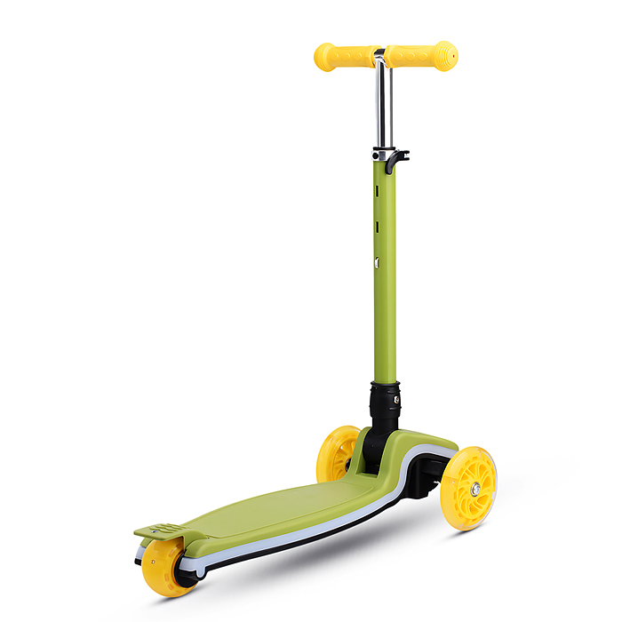 Самокат трёхколёсный R0198 ROCKET колёса световые PU, цвет зелёный