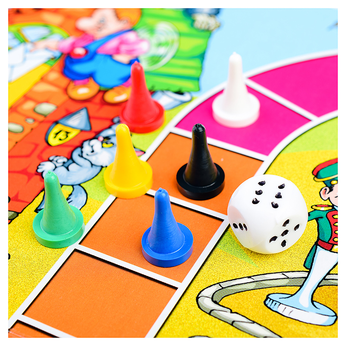 Фото к товару Настольно-печатная игра Викторина Первоклассника Настольно-печатная игра Викторина Первоклассника