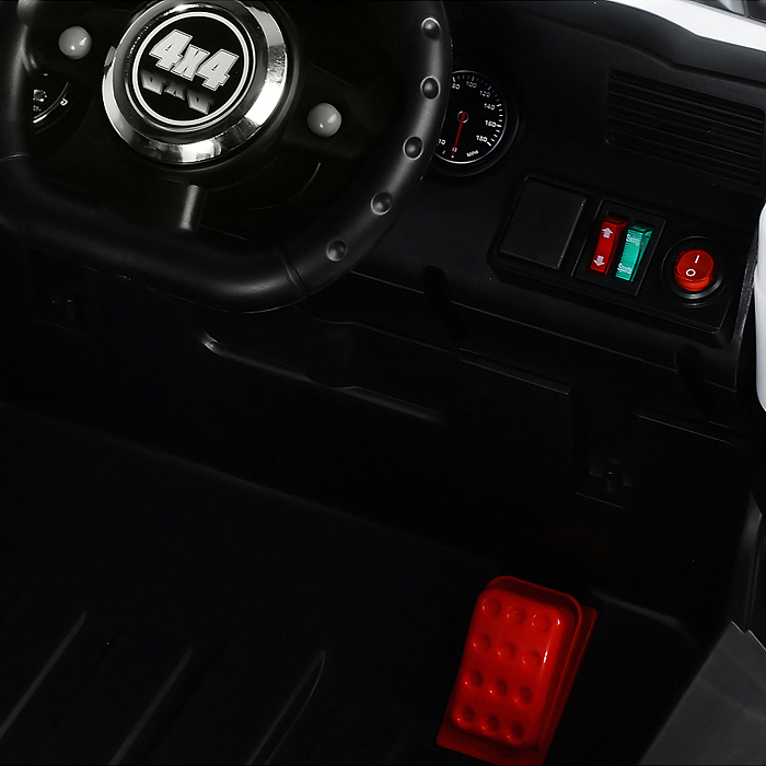 Фото к товару Электромобиль детский FB-616 "Внедорожник" (цвет белый) Электромобиль детский FB-616 "Внедорожник" (цвет белый)